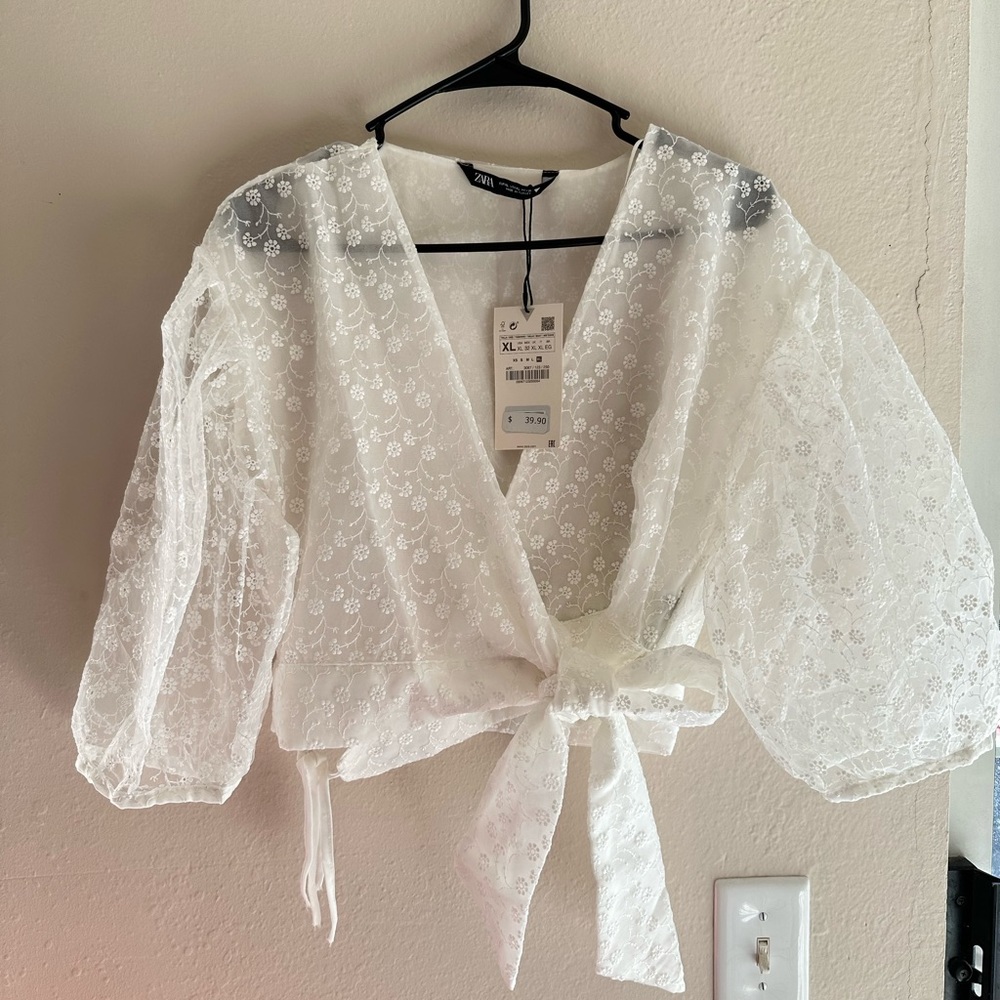 White Lacey top from Zara for sale- new with tags!!